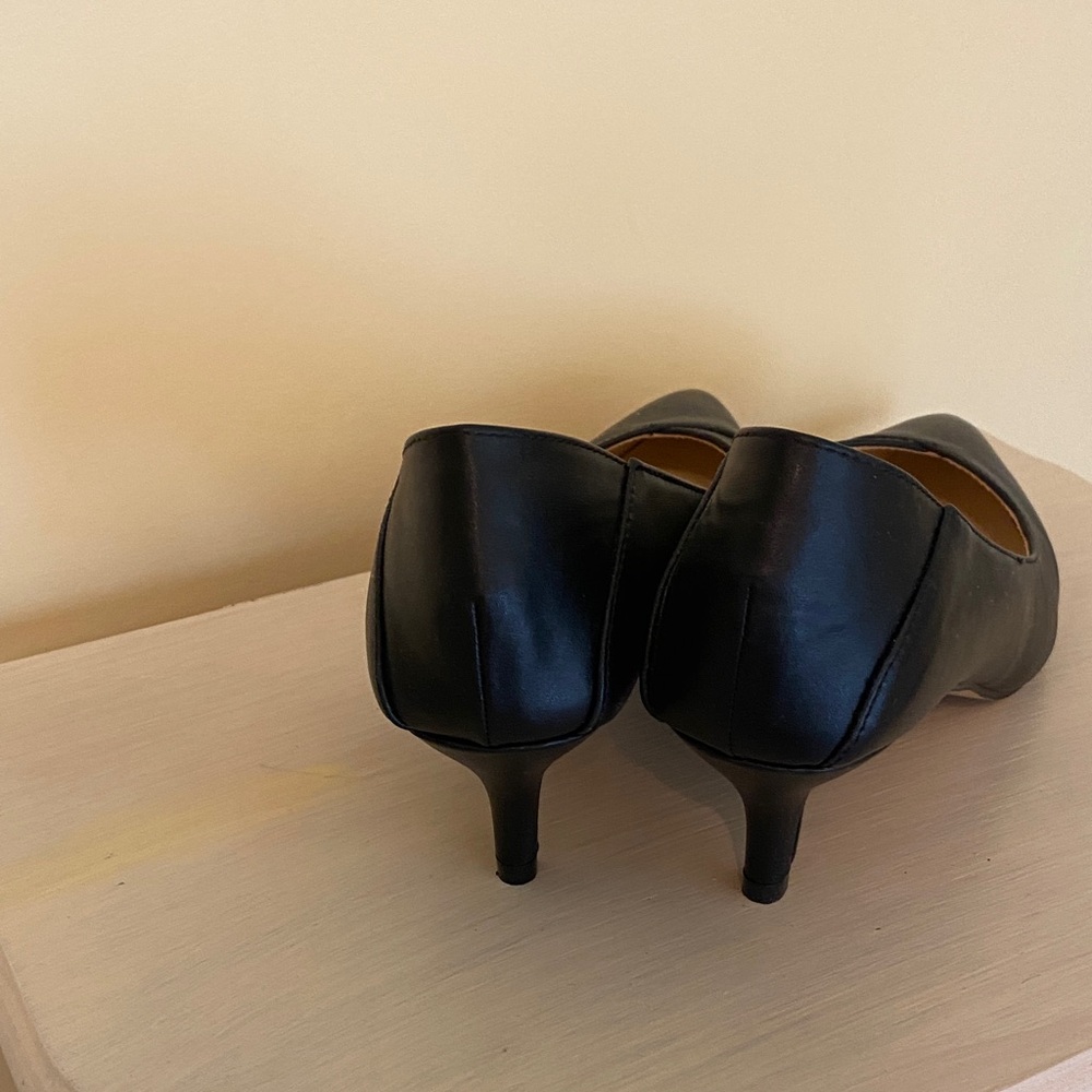 Black Heels by Nine West - Picture 2 of 4